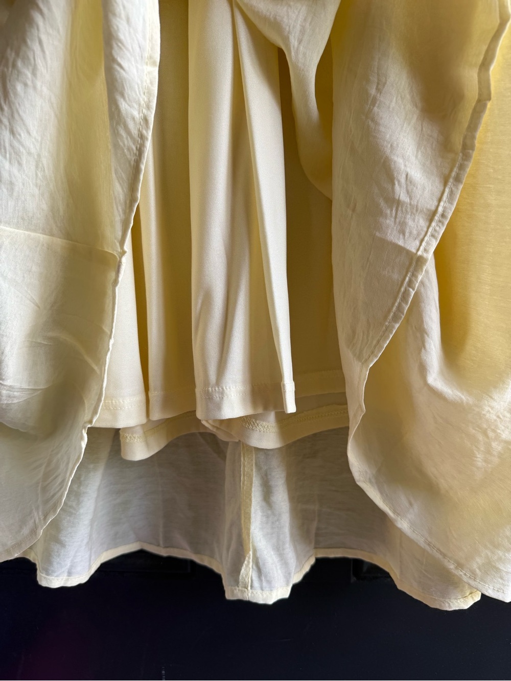 NWT butter-yellow smocked midi dress featuring a sweetheart neckline Size Small - Picture 11 of 14